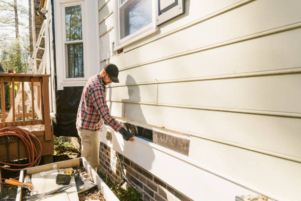 Trusted Emergency Siding Repair service in Dinwiddie, VA - Creative Siding